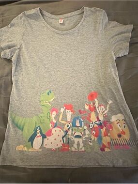 Uniqlo Gray Short Sleeve Tee with Colorful Cartoon Print